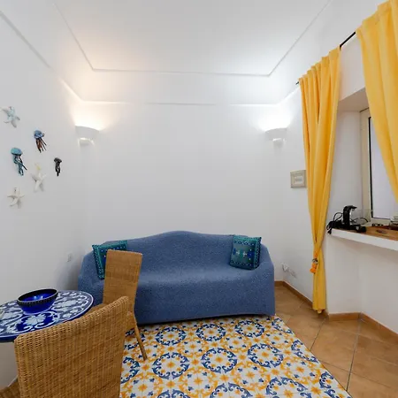 Casa Lucibello بوسيتانو