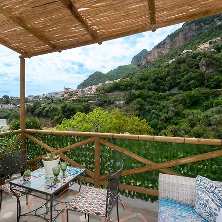 Casa Lucibello بوسيتانو